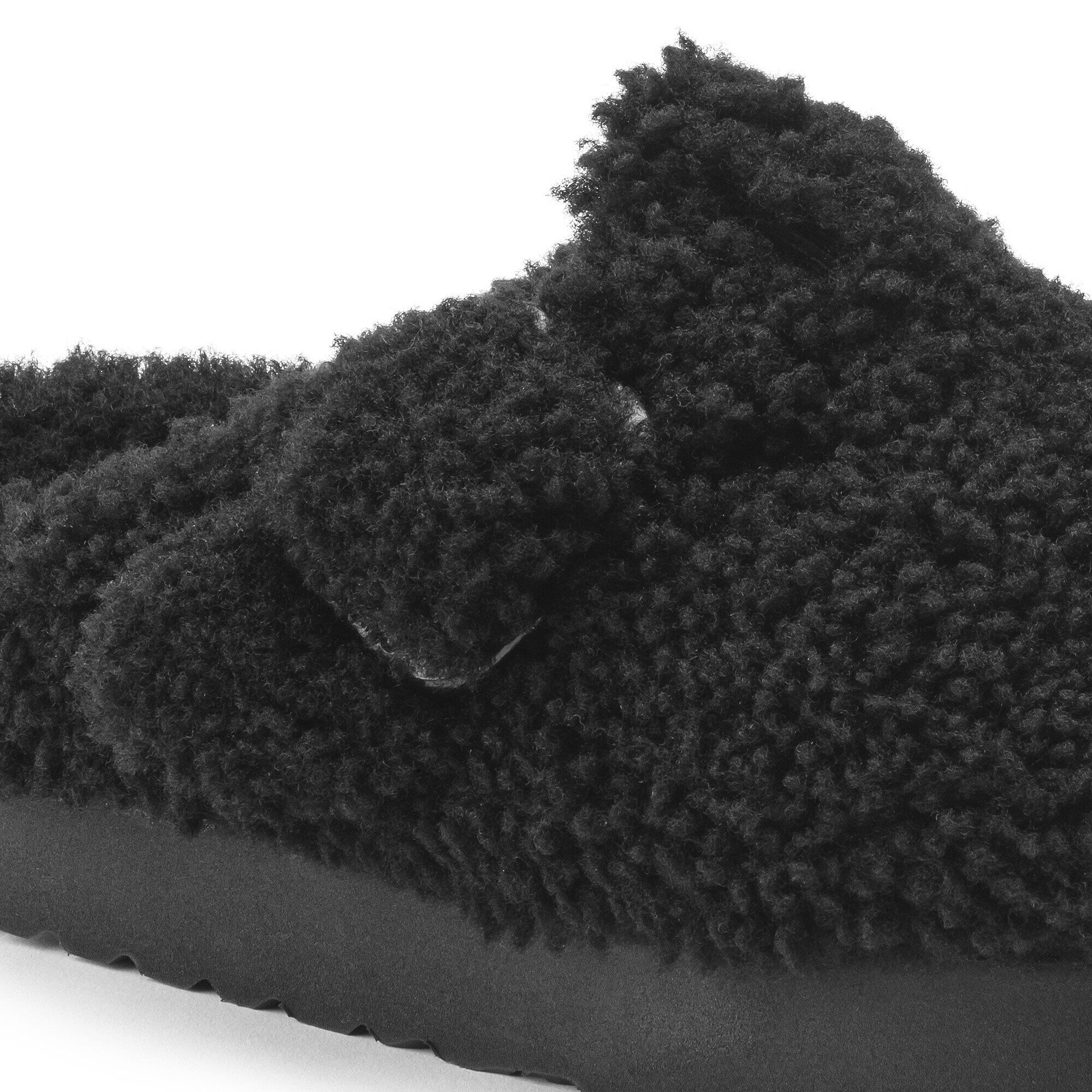 Boston Big Buckle Platform Fur - Image 4