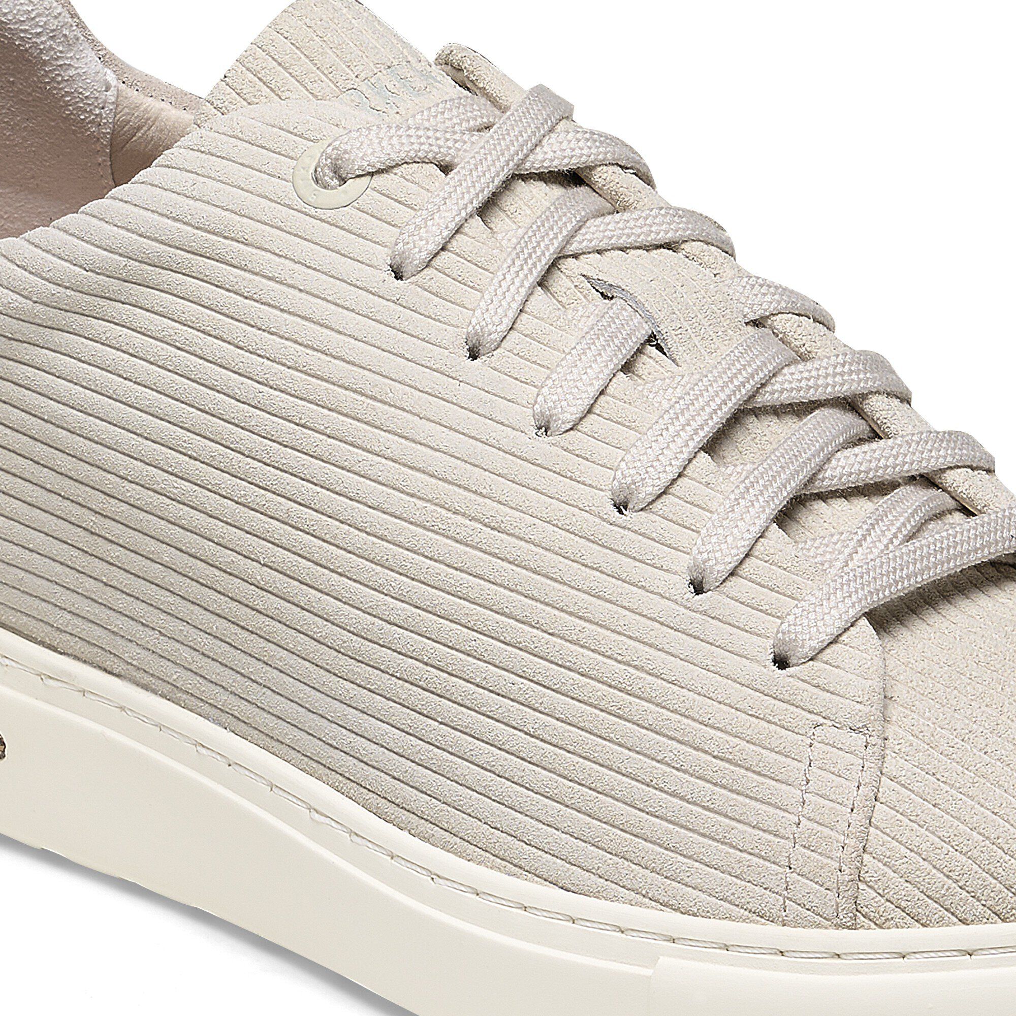 Bend Low Suede Leather Embossed - Image 5