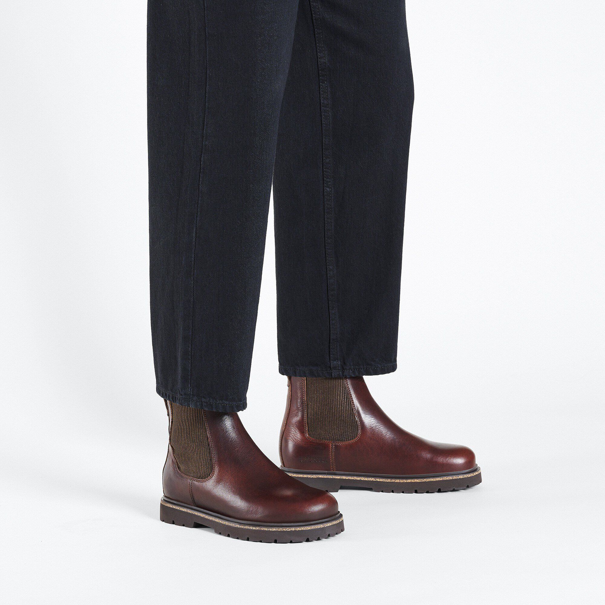 Highwood Slip On Men Leather Chocolate - Image 4