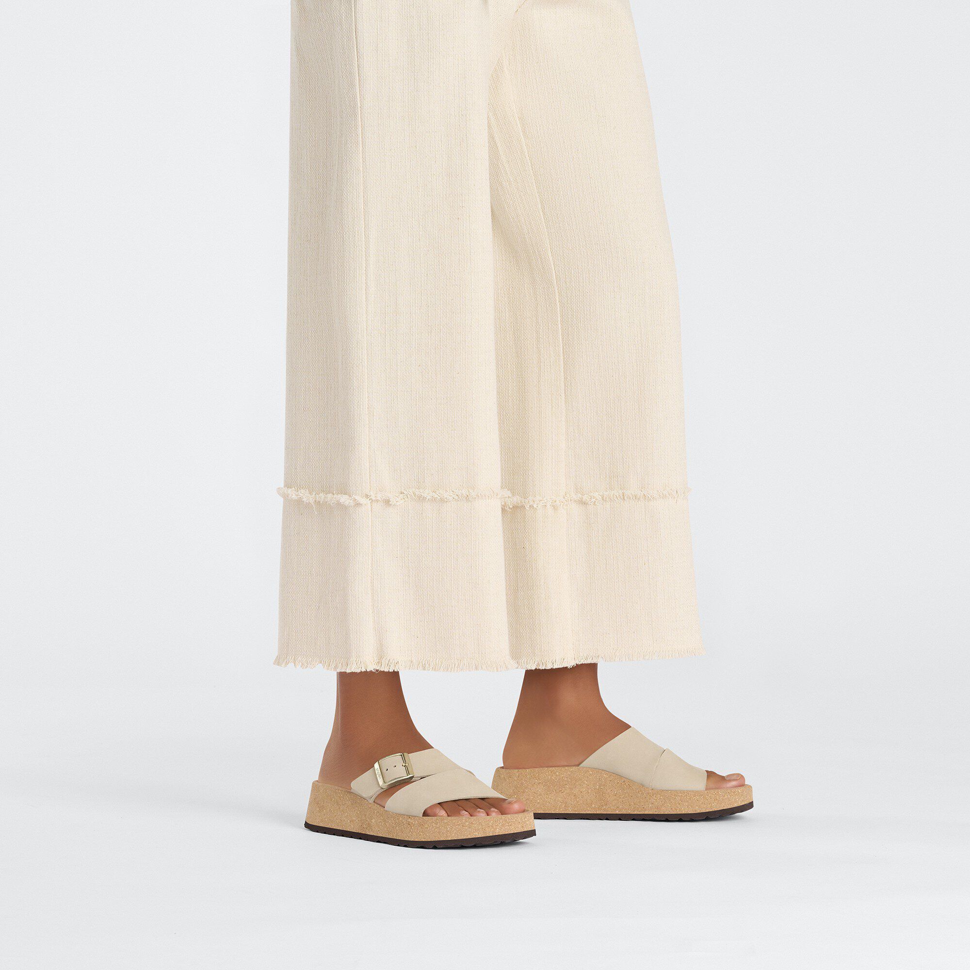 Almina Nubuk Leather - Image 4