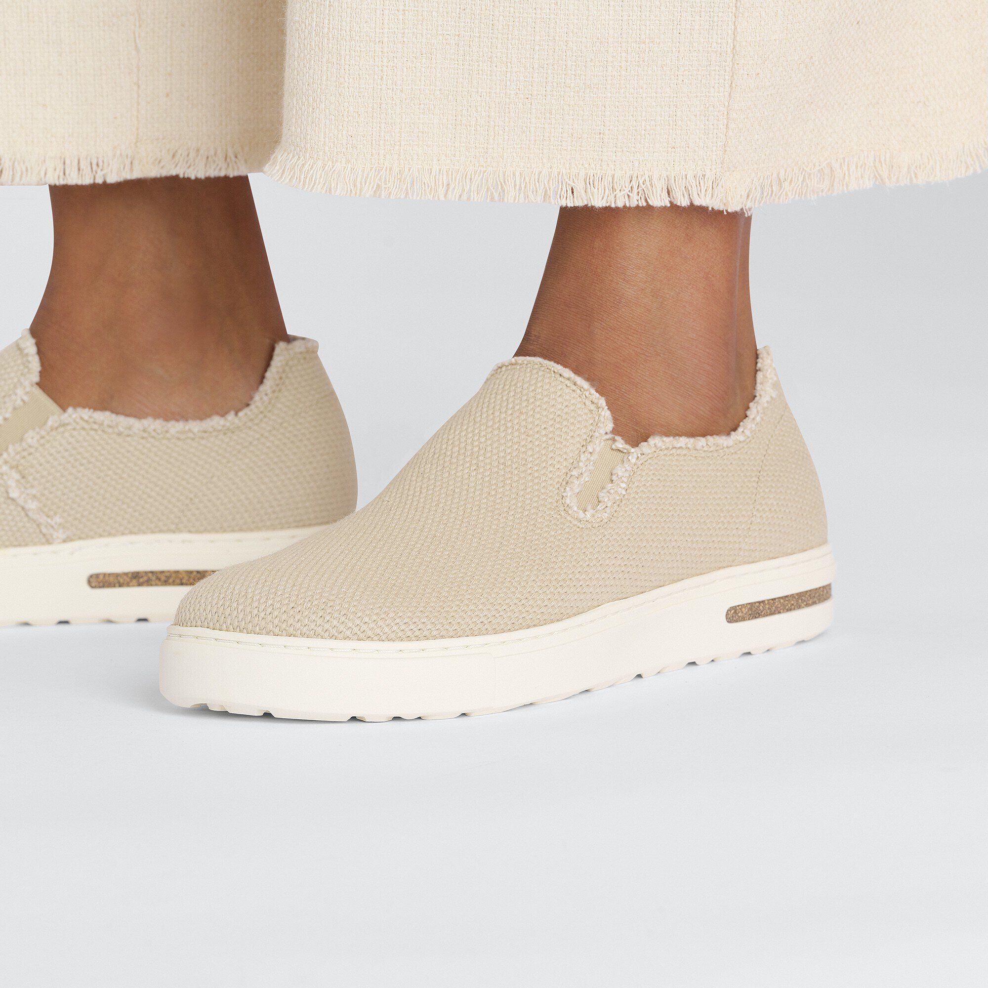 Bend Decon Slip On Textile - Image 4