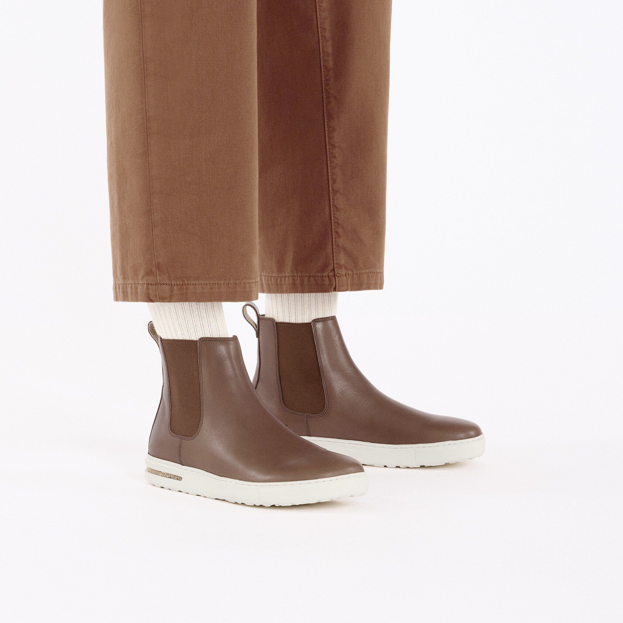 Bend Chelsea Natural Leather - Image 9