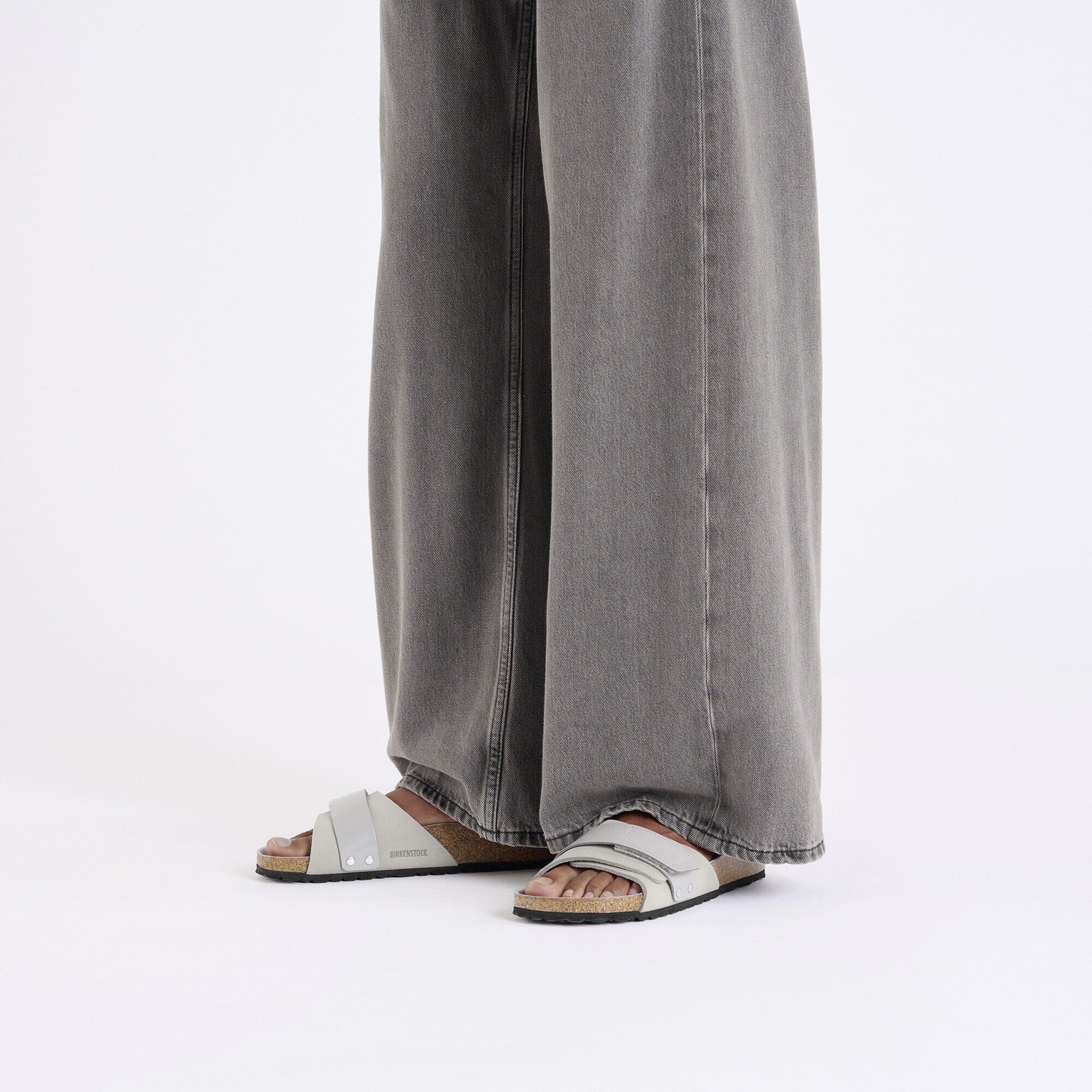 Oita Nubuk Leather - Image 4