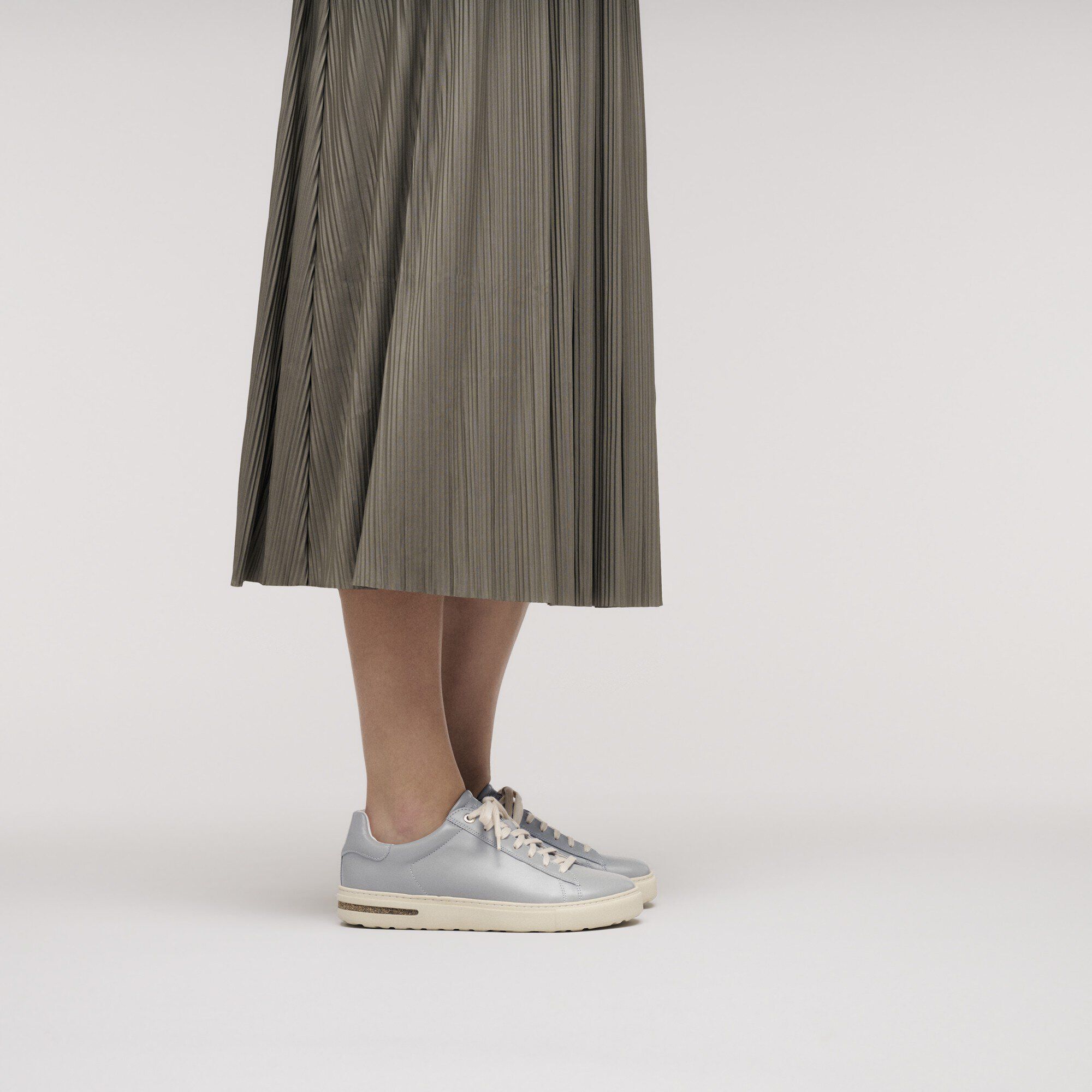 Bend Low Natural Leather Patent - Image 8