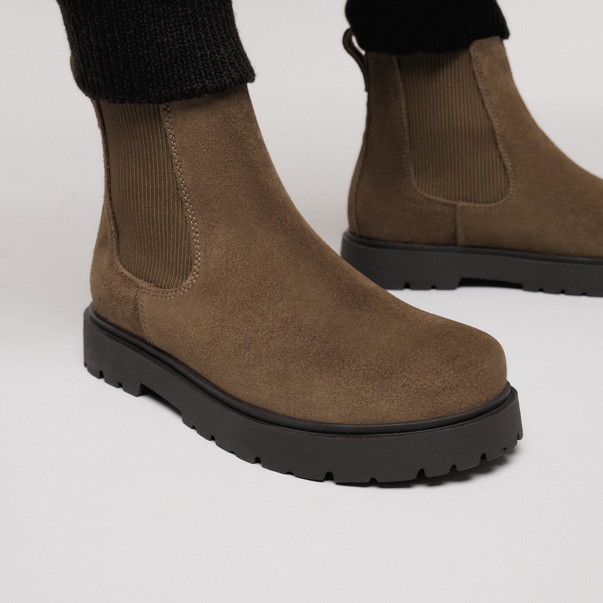 Highwood Slip On Men Suede Leather - Image 5