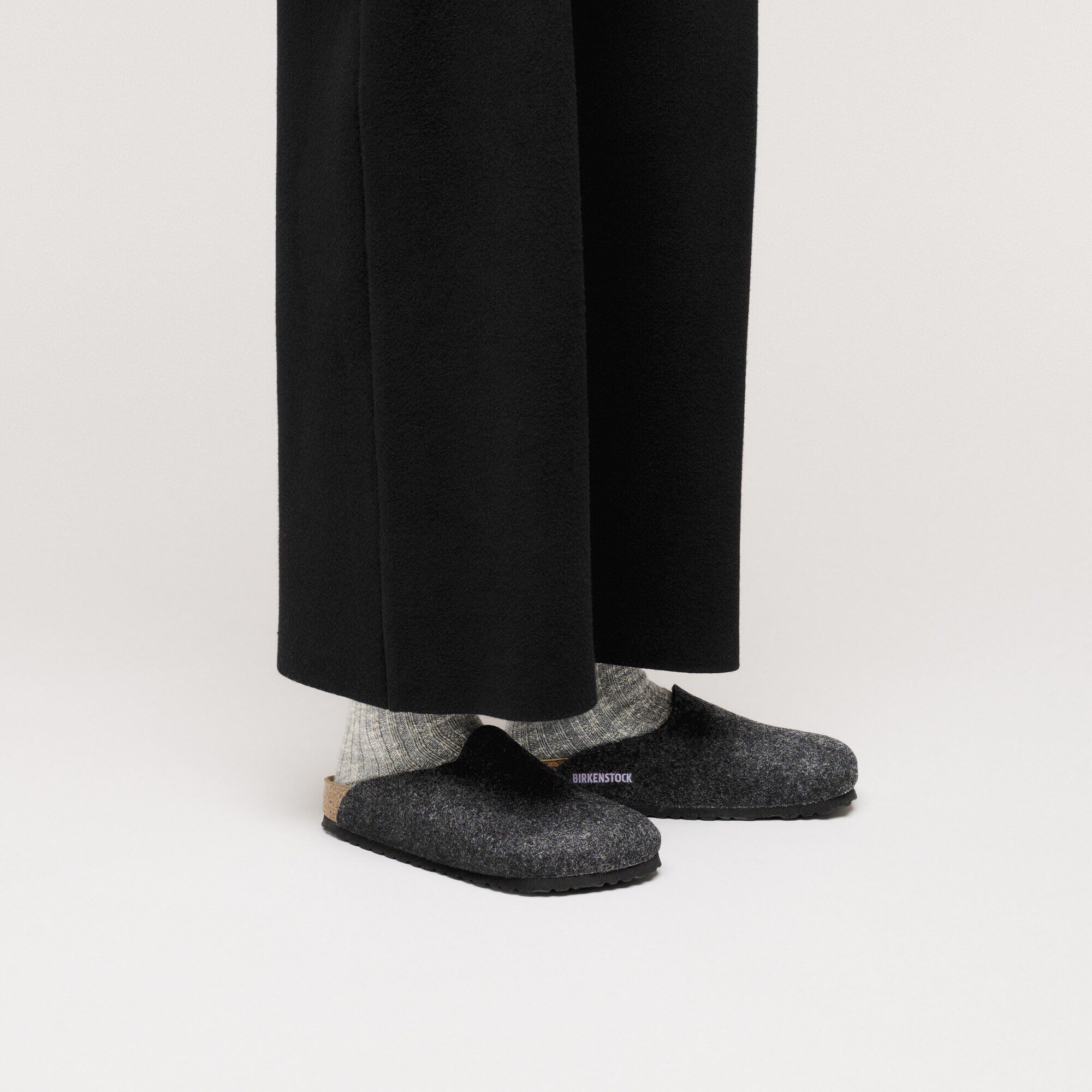 Amsterdam Wool Felt Anthracite - Image 4