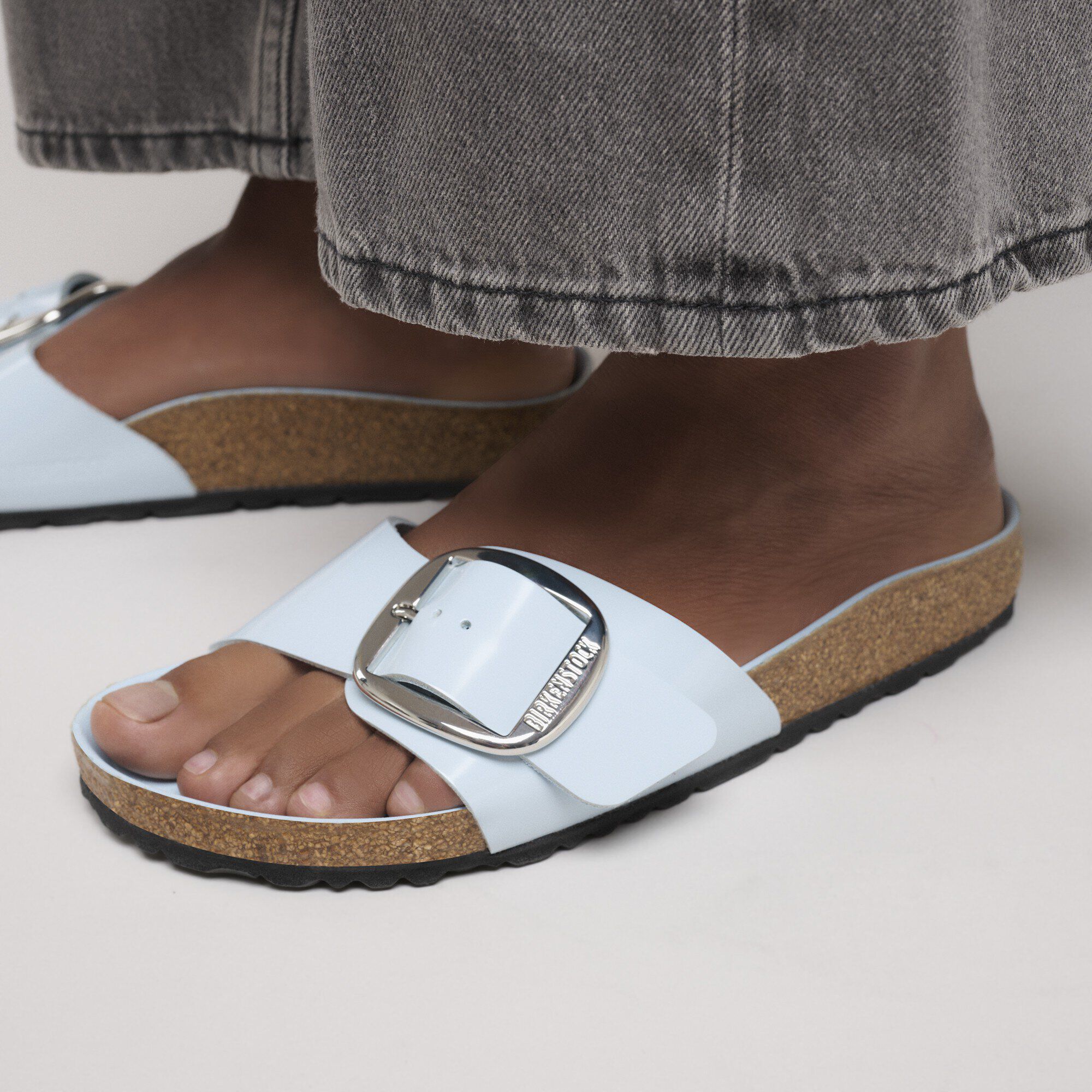Madrid Big Buckle Natural Leather Patent - Image 5