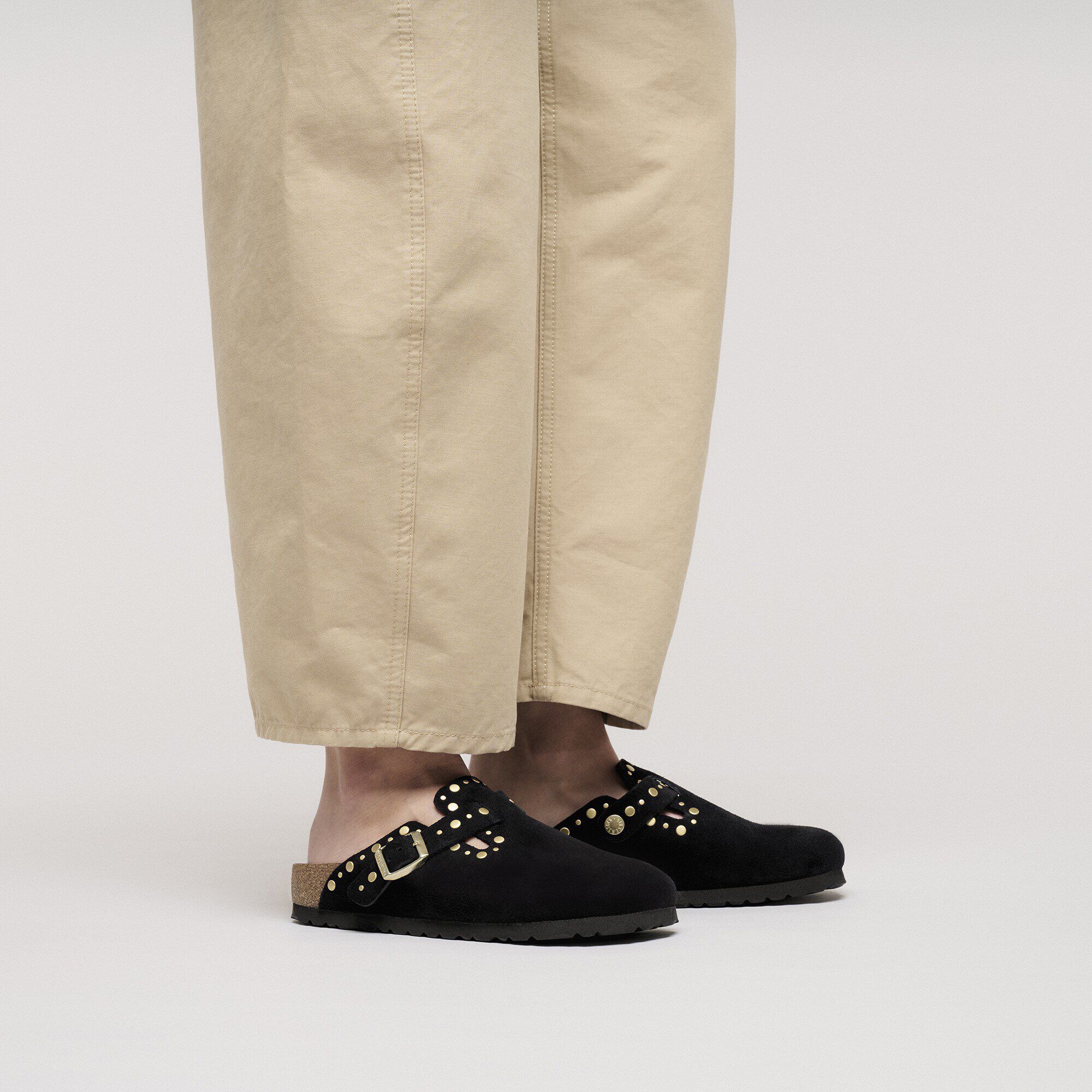 Boston Rivet Suede Leather - Image 6