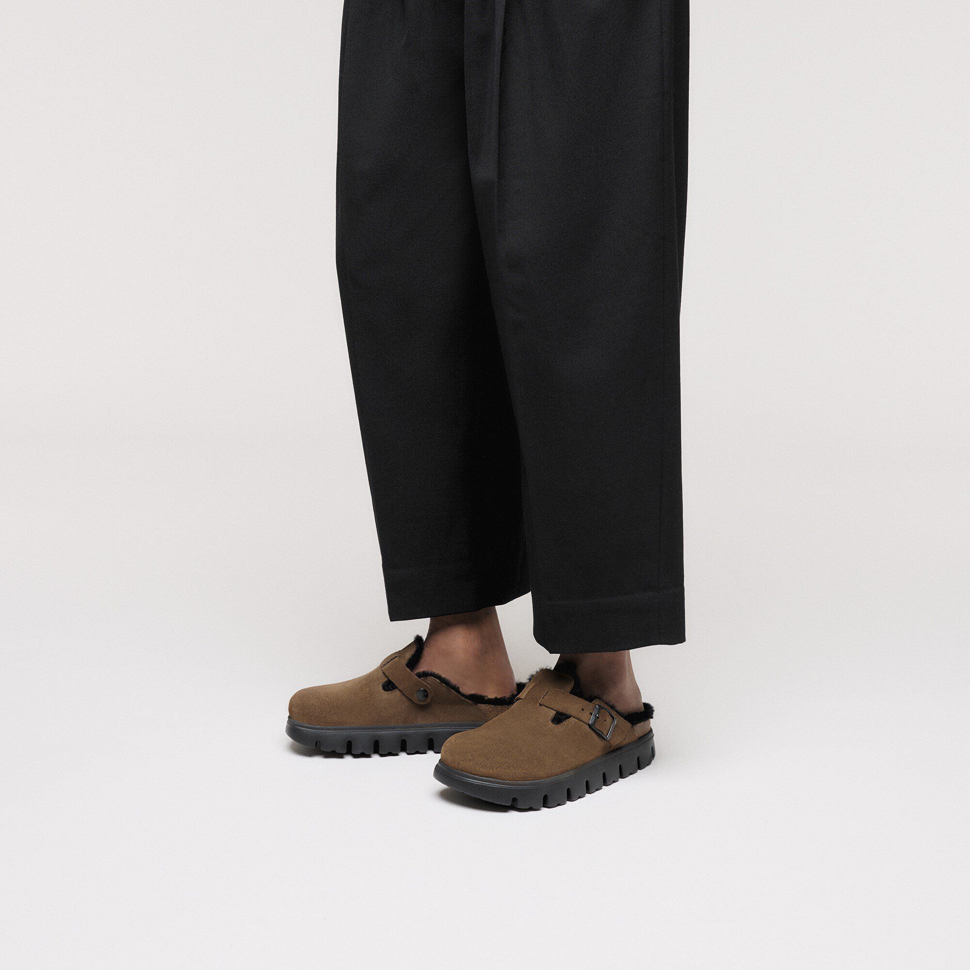 Boston Pap Chunky Shearling Suede Leather - Image 5