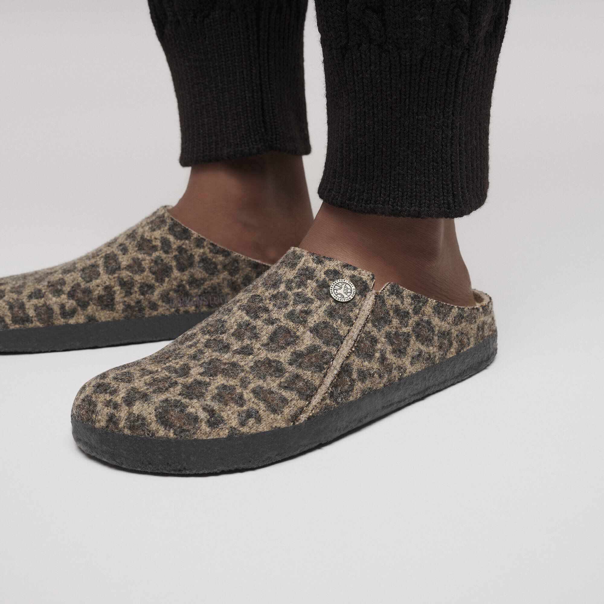 Zermatt Wool Felt Leo Toffee - Image 8