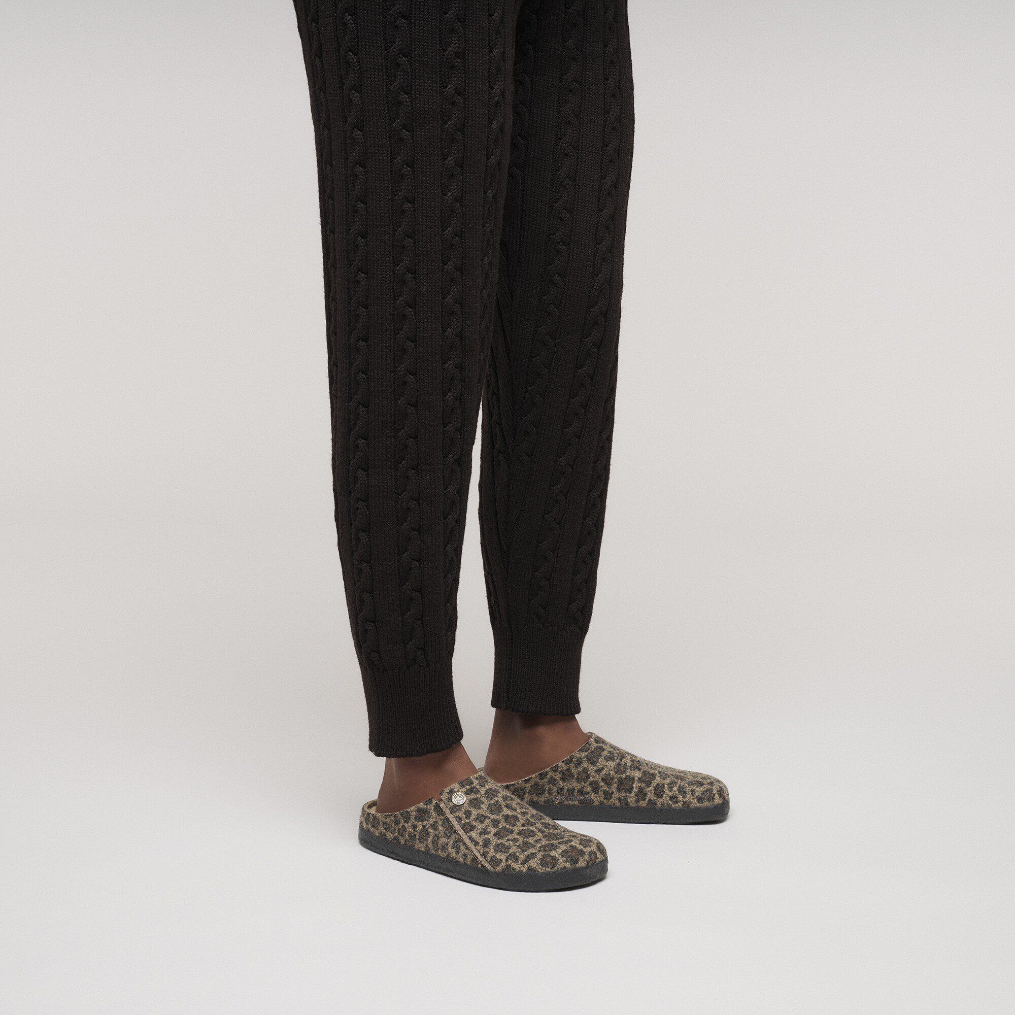 Zermatt Wool Felt Leo Toffee - Image 4