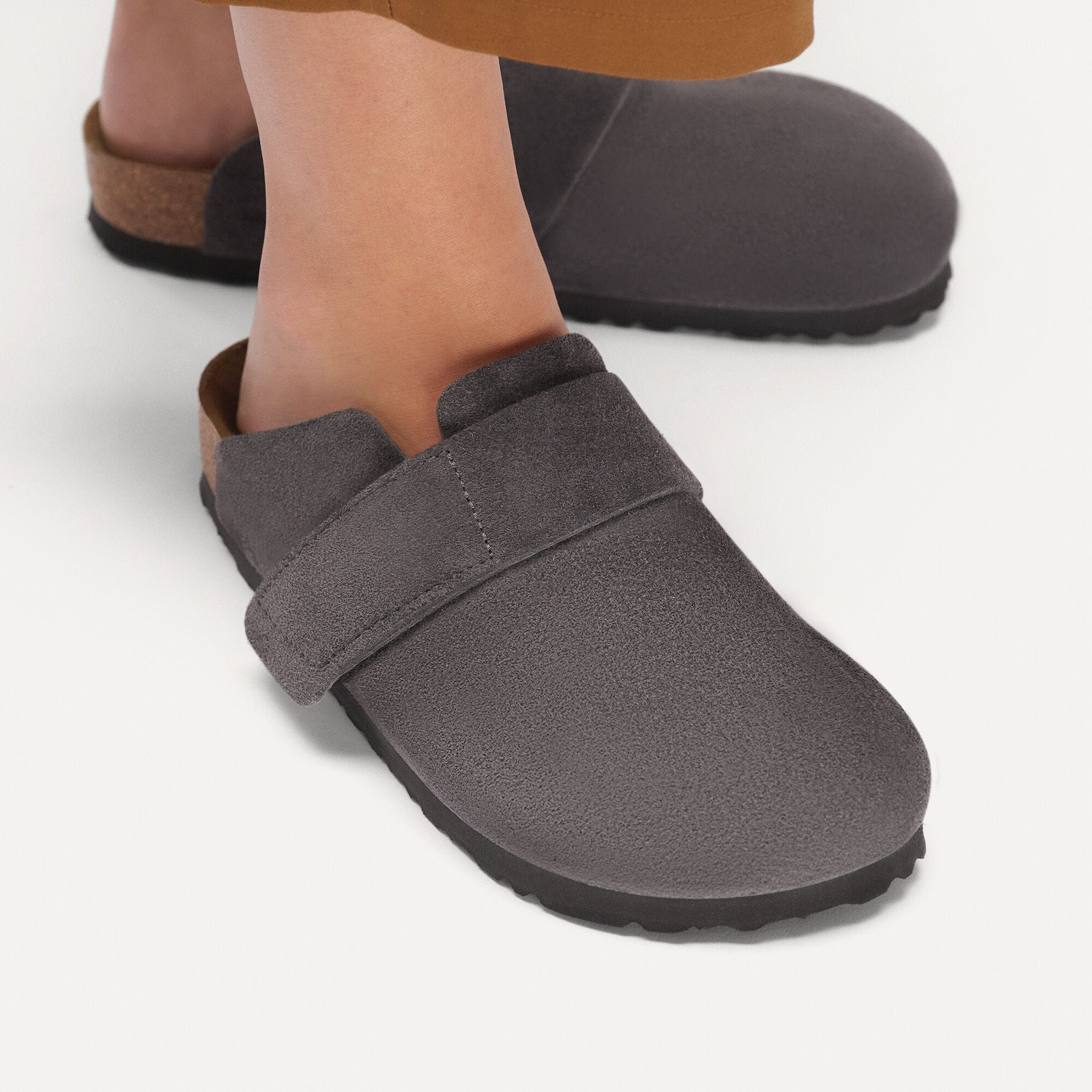 Loma Suede Leather - Image 8