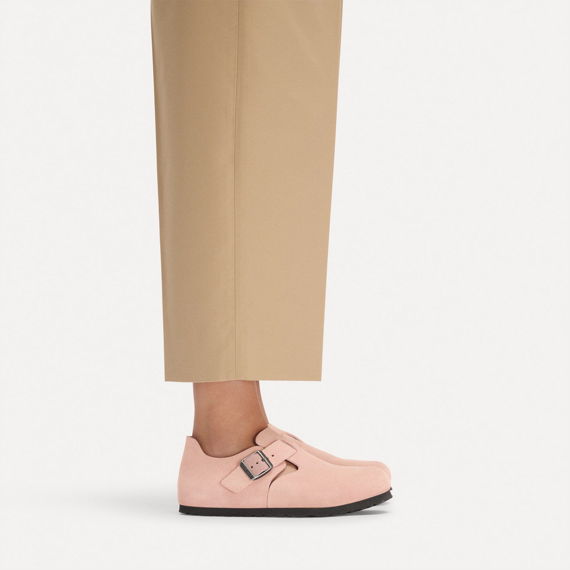 London Suede Leather - Image 4