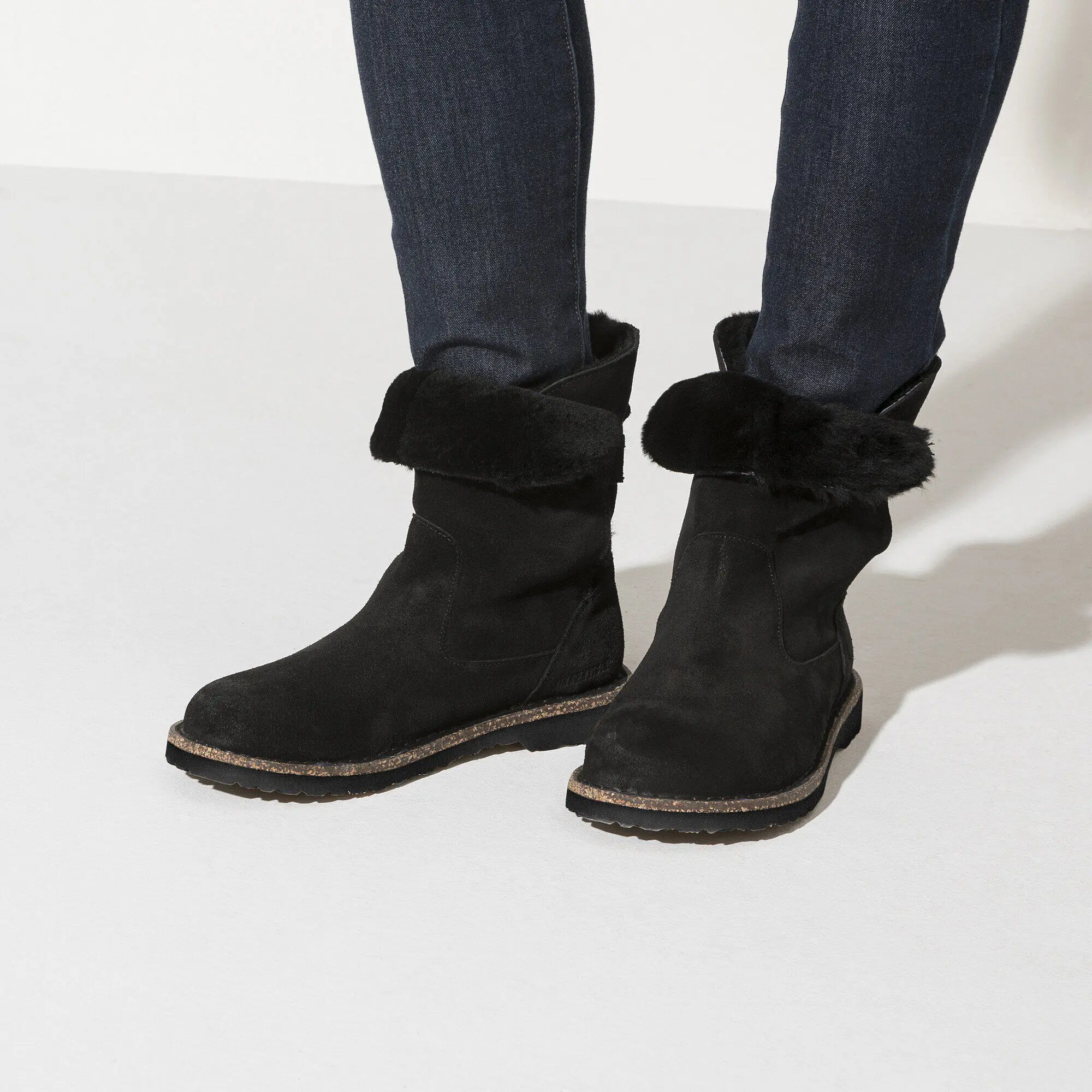 Uppsala Shearling Suede Leather Black - Image 5