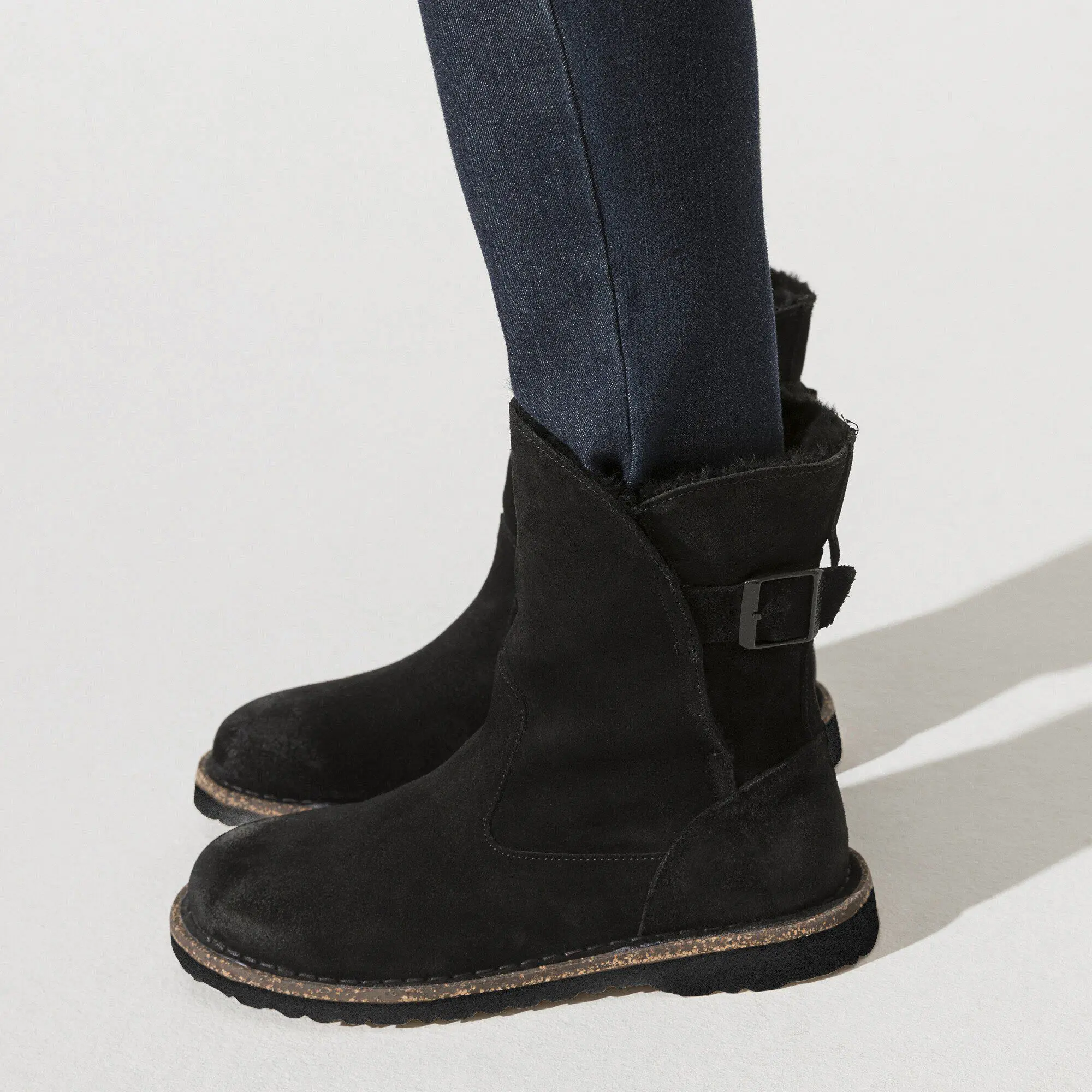 Uppsala Shearling Suede Leather Black - Image 4