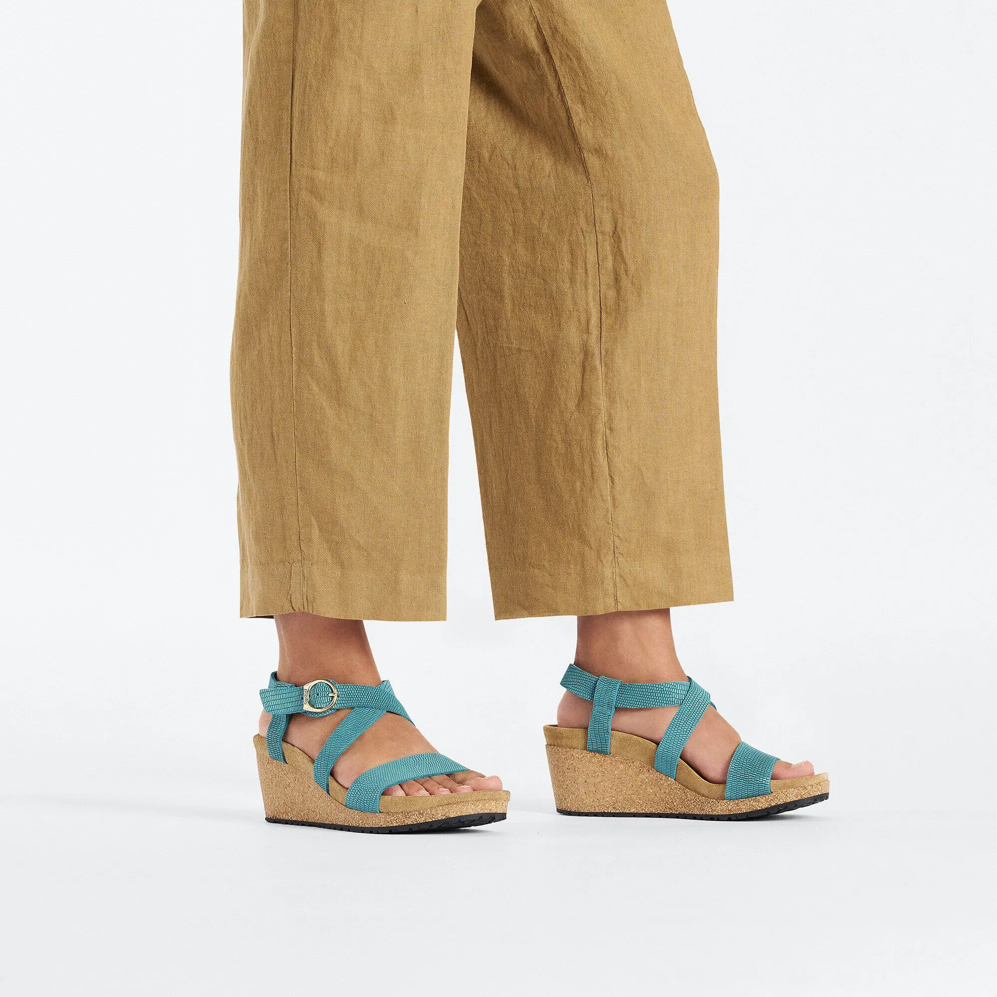 Sibyl Ring-Buckle Nubuck Leather Embossed - Image 5