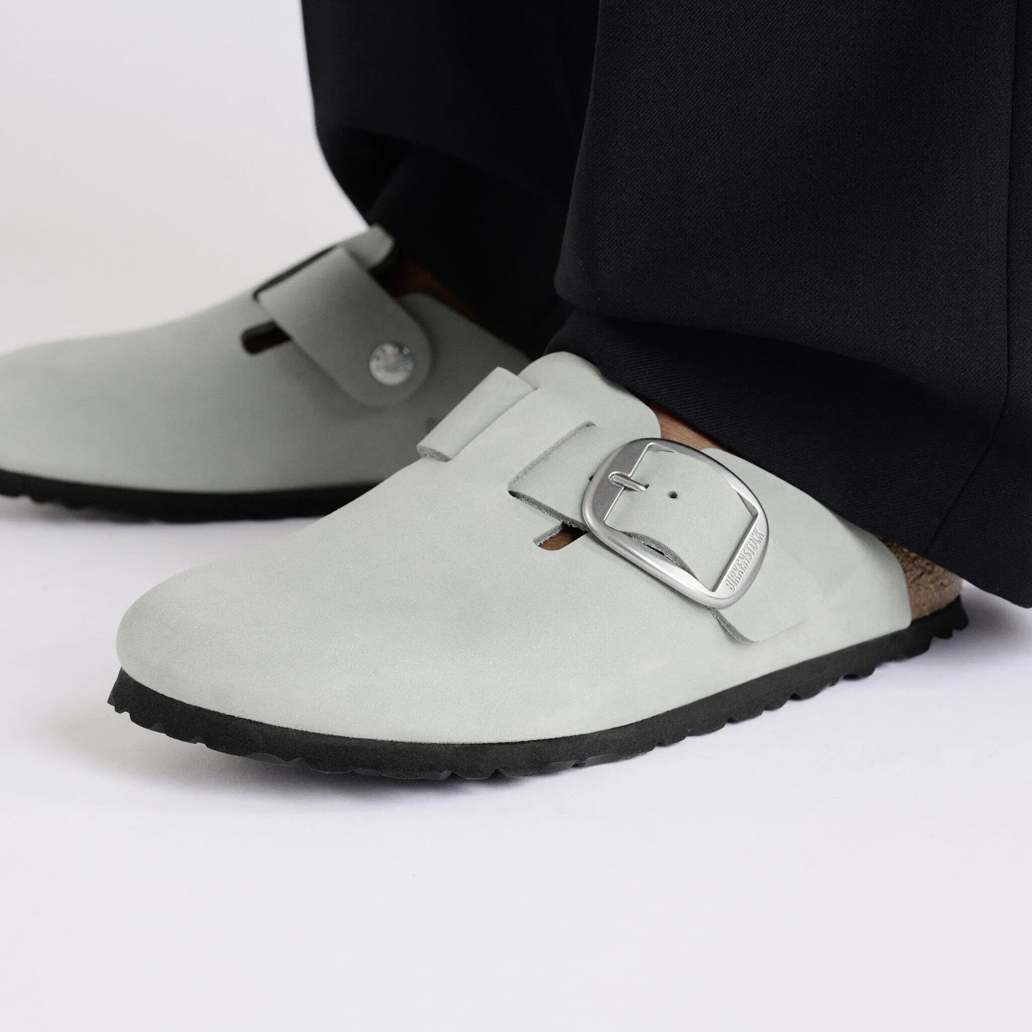 Boston Big Buckle Nubuk Leather - Image 7