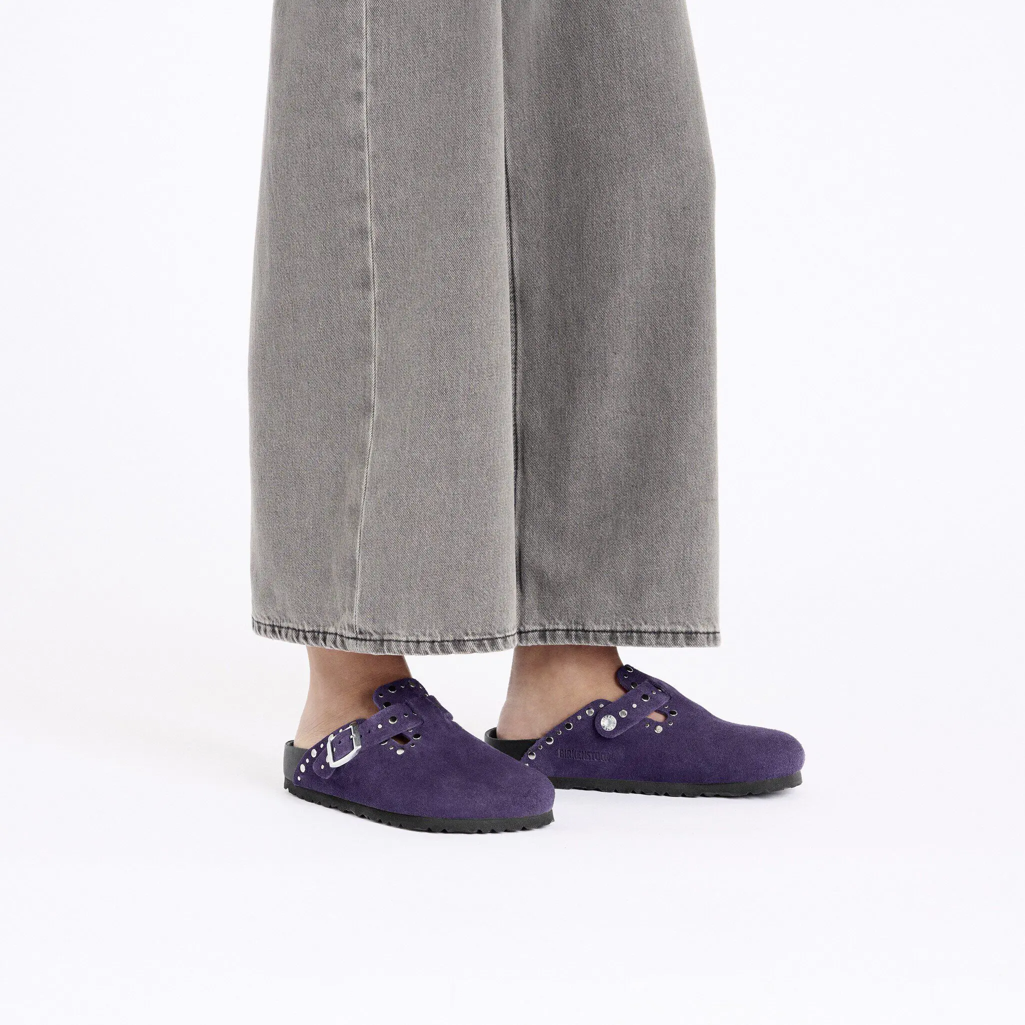Boston Rivet Suede Leather - Image 5