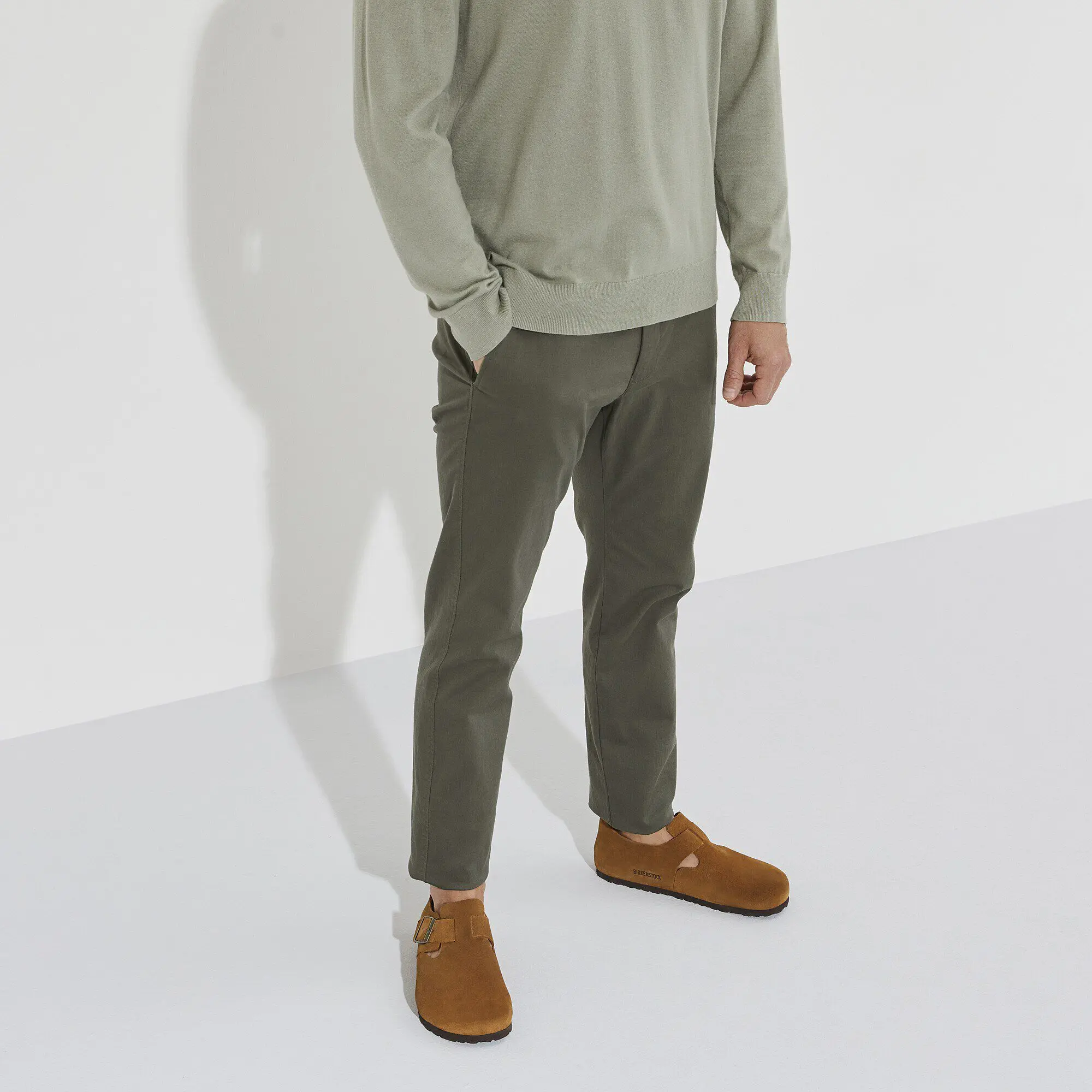 London Suede Leather - Image 5