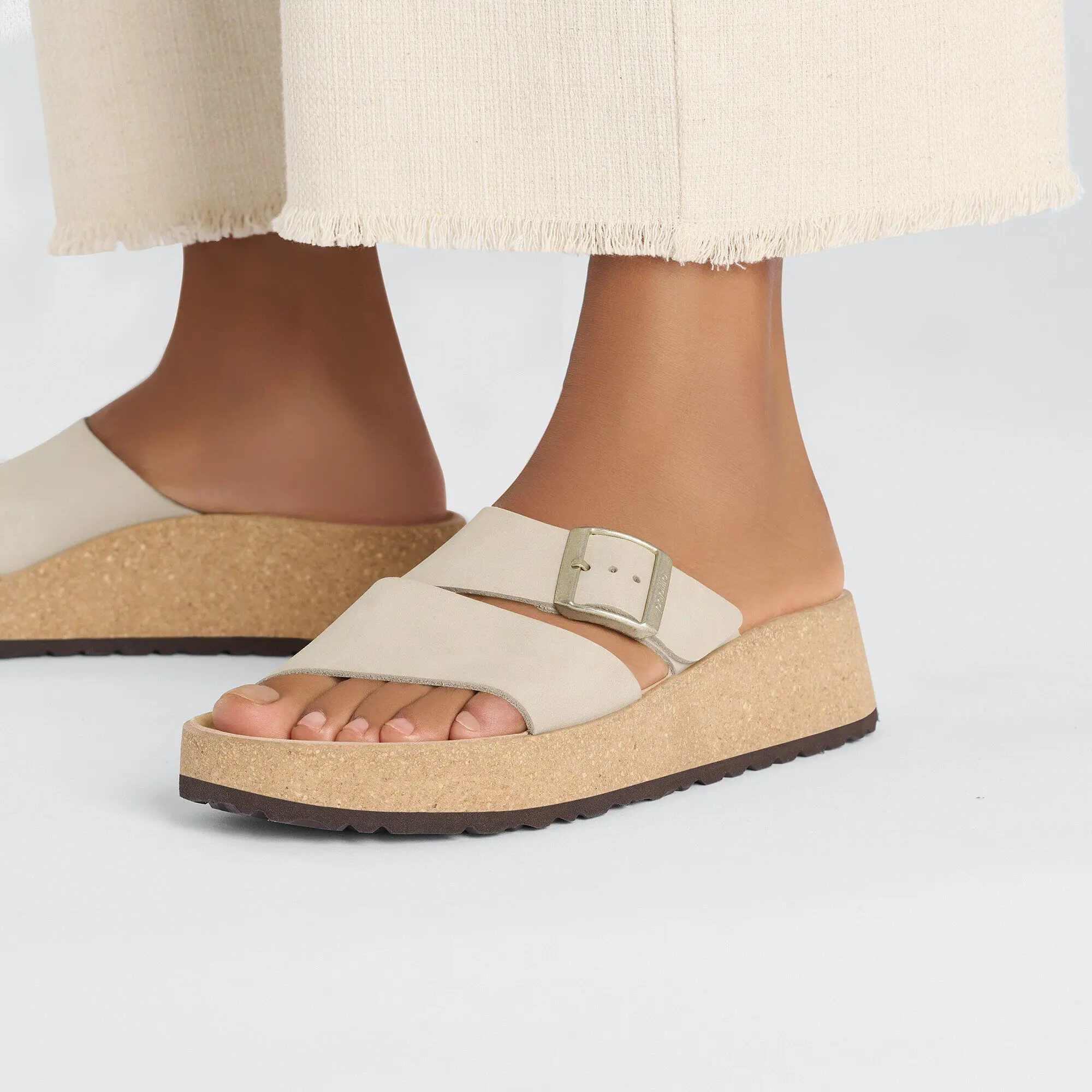 Almina Nubuk Leather - Image 6