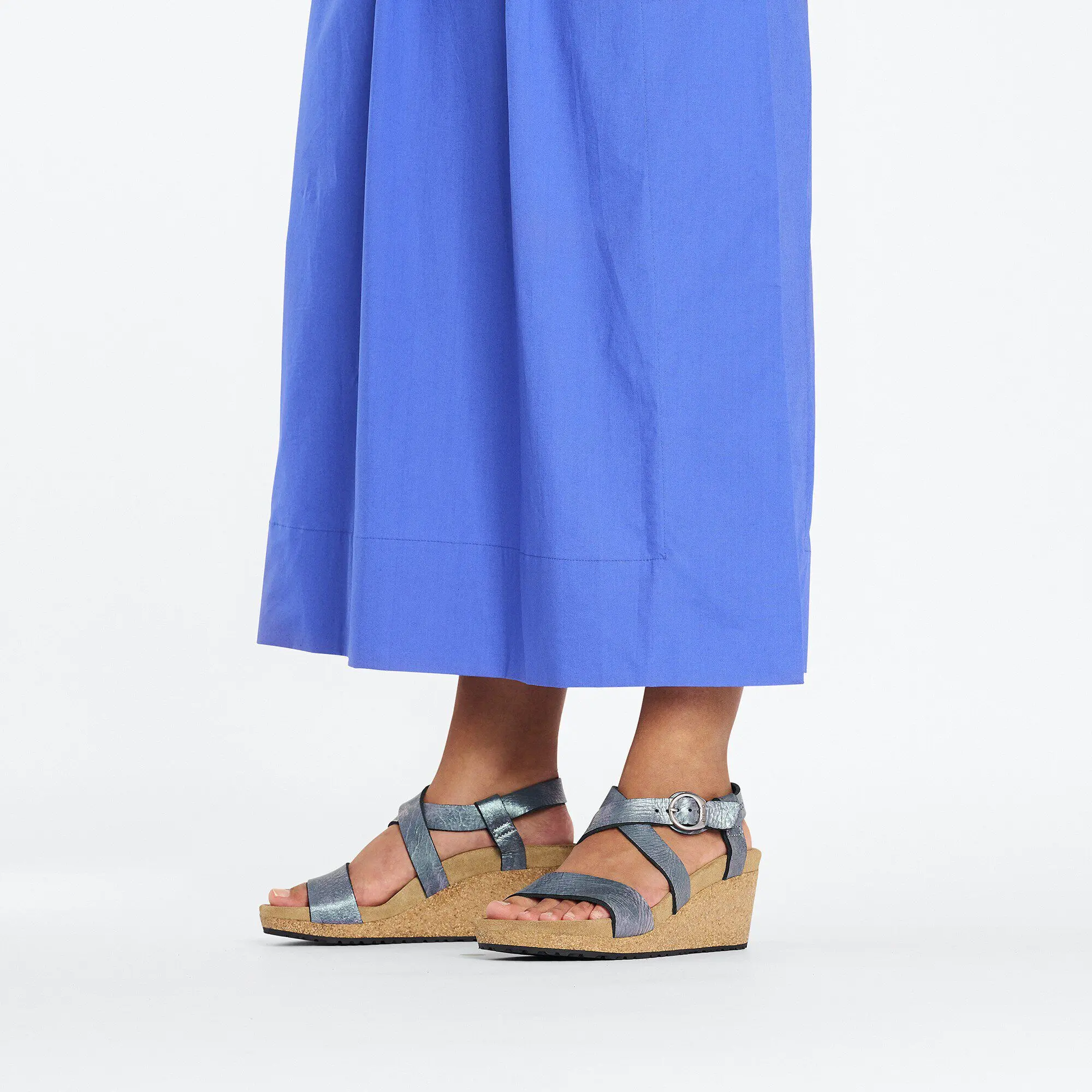 Sibyl Ring-Buckle Nubuk Leather - Image 8